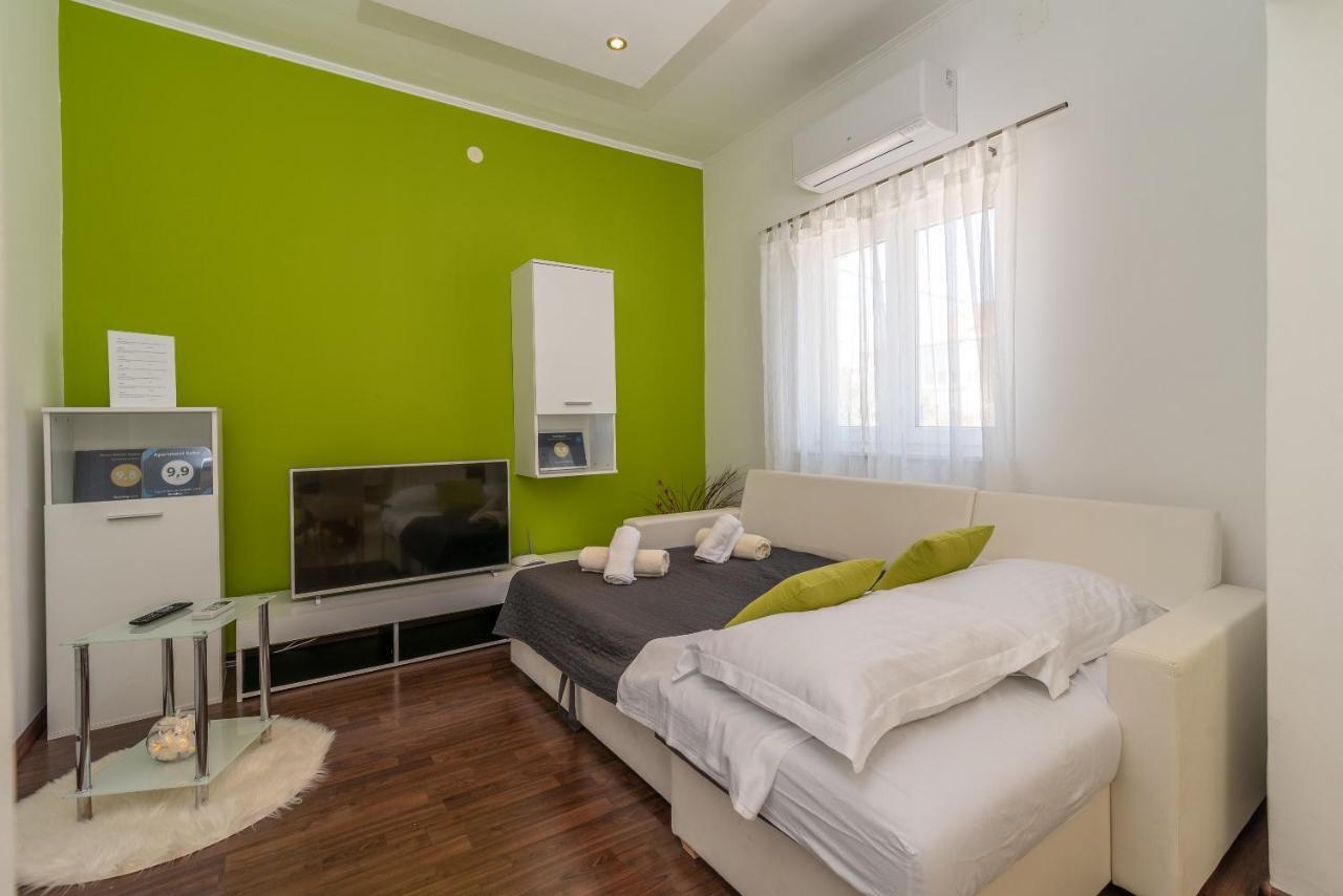 Roko Apartment